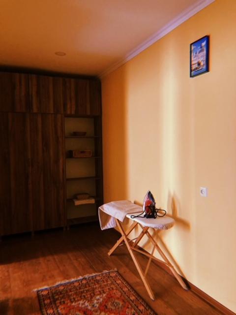 Home Away Home In Heart Of Tbilisi Exterior photo